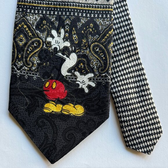 VTG NECKTIE DISNEY LEEDS INT'L MICKEY MOUSE PAISLEY PRINT SILK BLACK BEIGE RED - Picture 2 of 10